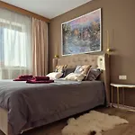 Otilia * زيل أم سي