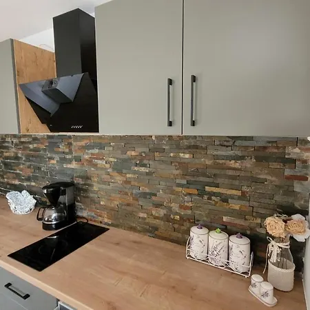 Otilia Apartment *