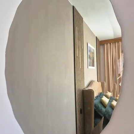 Apartament Otilia *